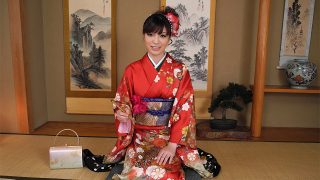 yuria tominaga in kimono gets things on her pussy