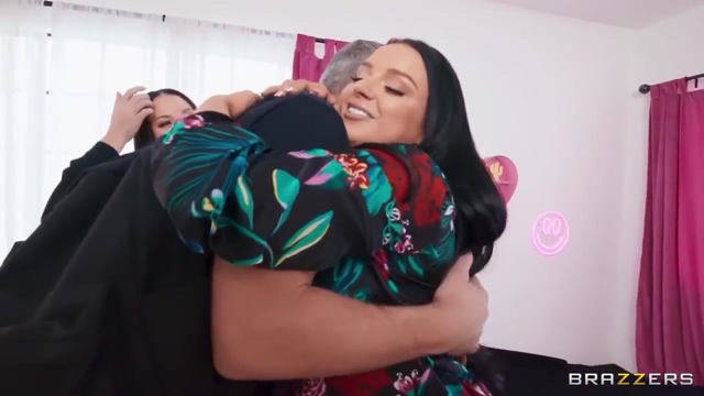 Milf Wrestling Kali Roses Romi Rain Alexis Fawx Derek Savage