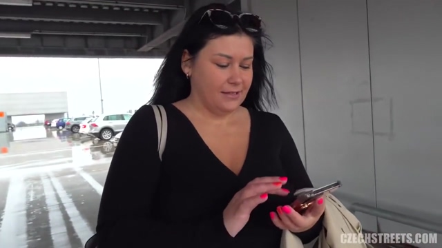 Czech Busty Stepmom Laura Boomlock Cheating Sex