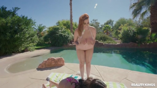 Abigaiil Morris, Sammy Torres – Oily, Wet And Wild