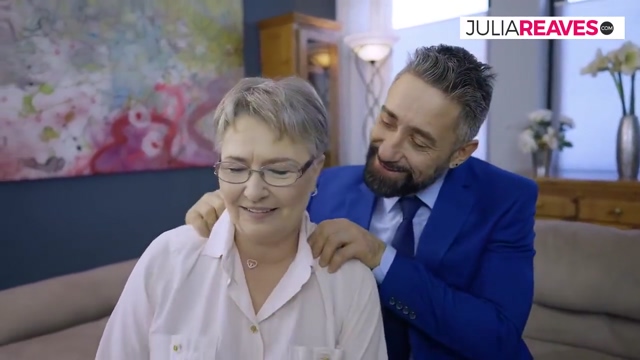 Oma Gerda 69, Gibt Nochmal Richtig Gas Mit 30jaehrigem Gut Gebautem Fitness Trainer