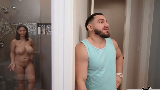 I Washed Huge Milkings And Wanted Hot Sex Right In The Bathroom